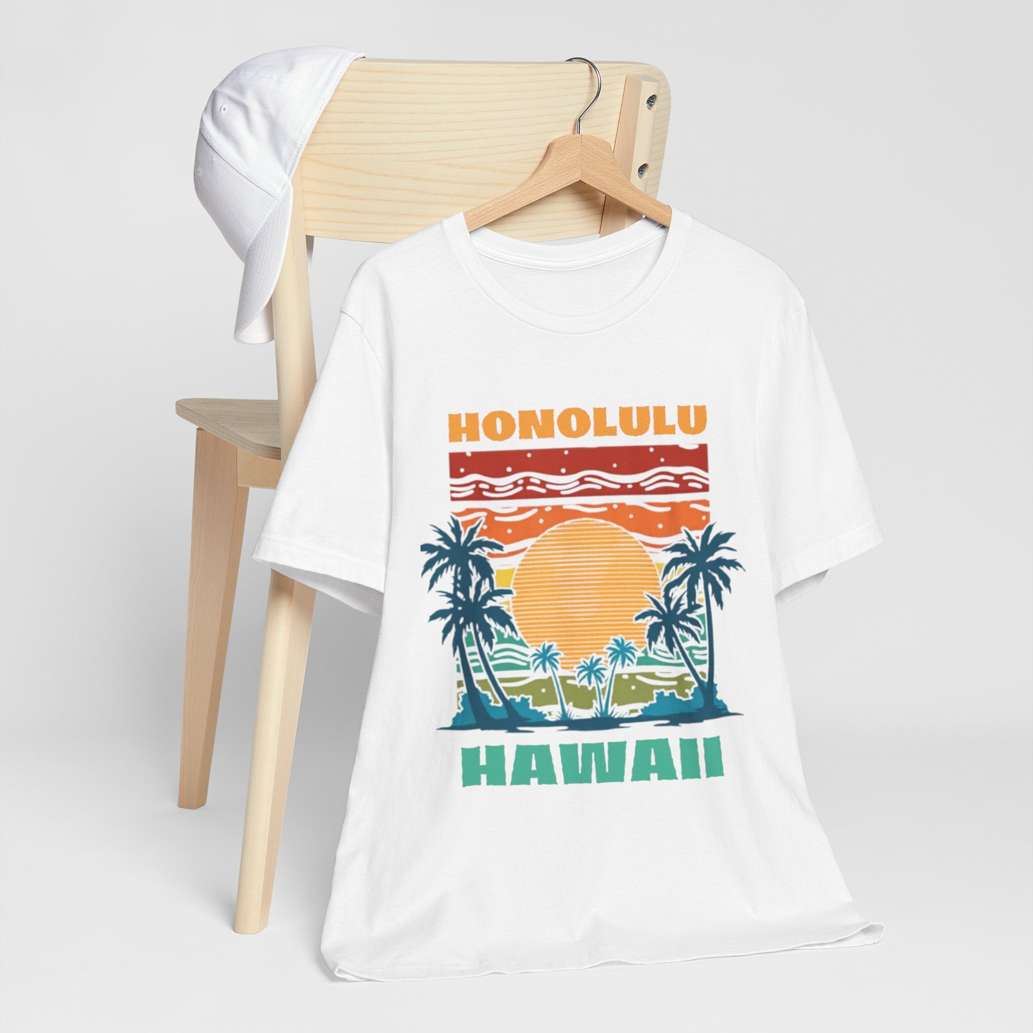 Honolulu Hawaii Vintage Sunset T-Shirt
